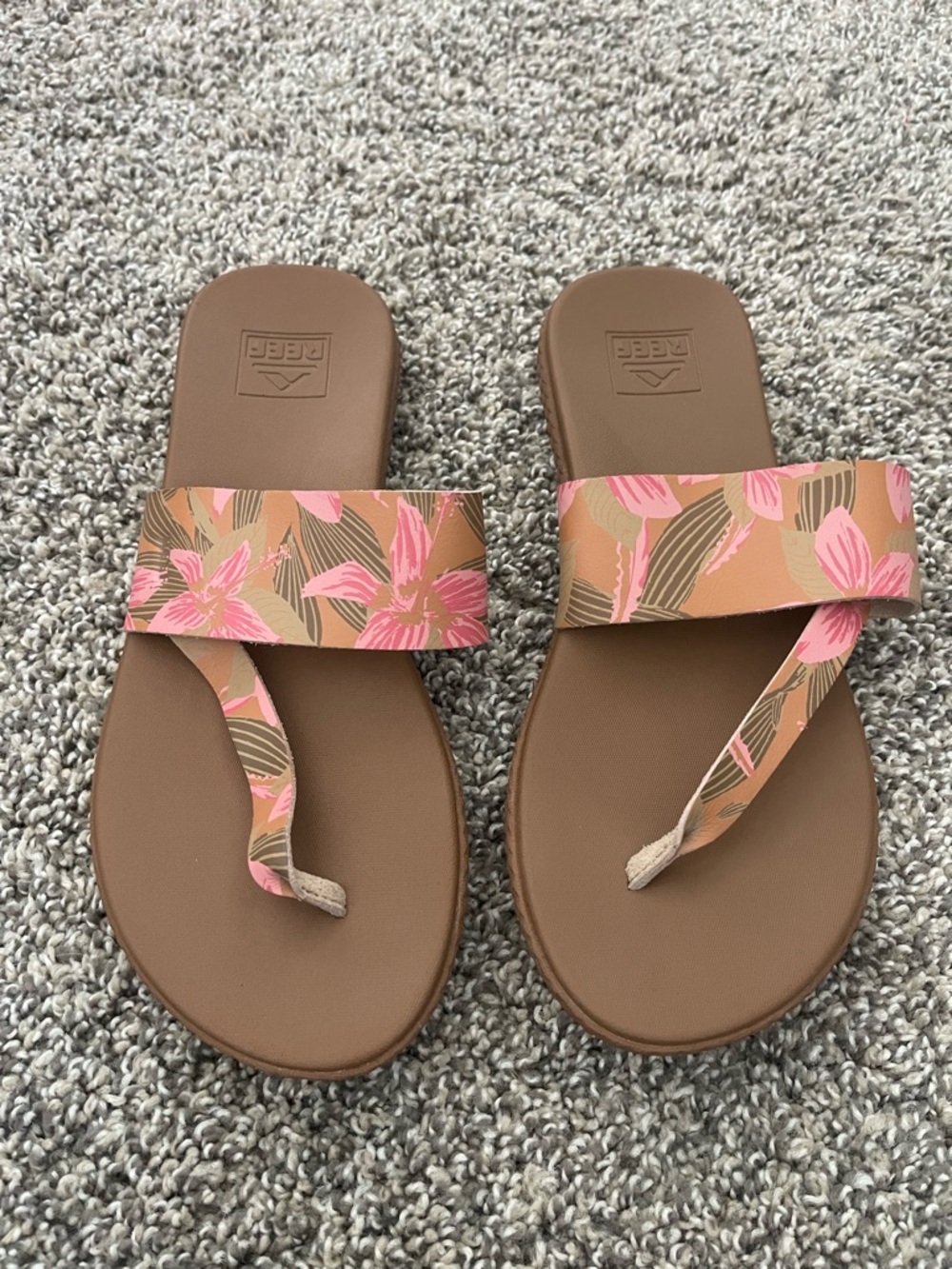 Women’s REEF Cushion Sol Hibiscus Sandals Size 8 - Picture 3 of 8